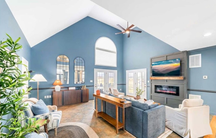 Spacious living room at Luray Vista